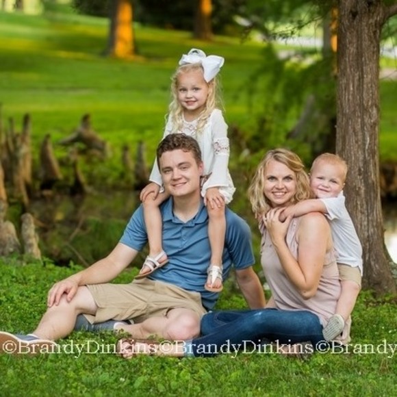 Meet your Posher, Megan - Picture 1 of 1